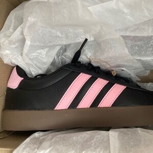 Adidas 3.0 vl court shoes